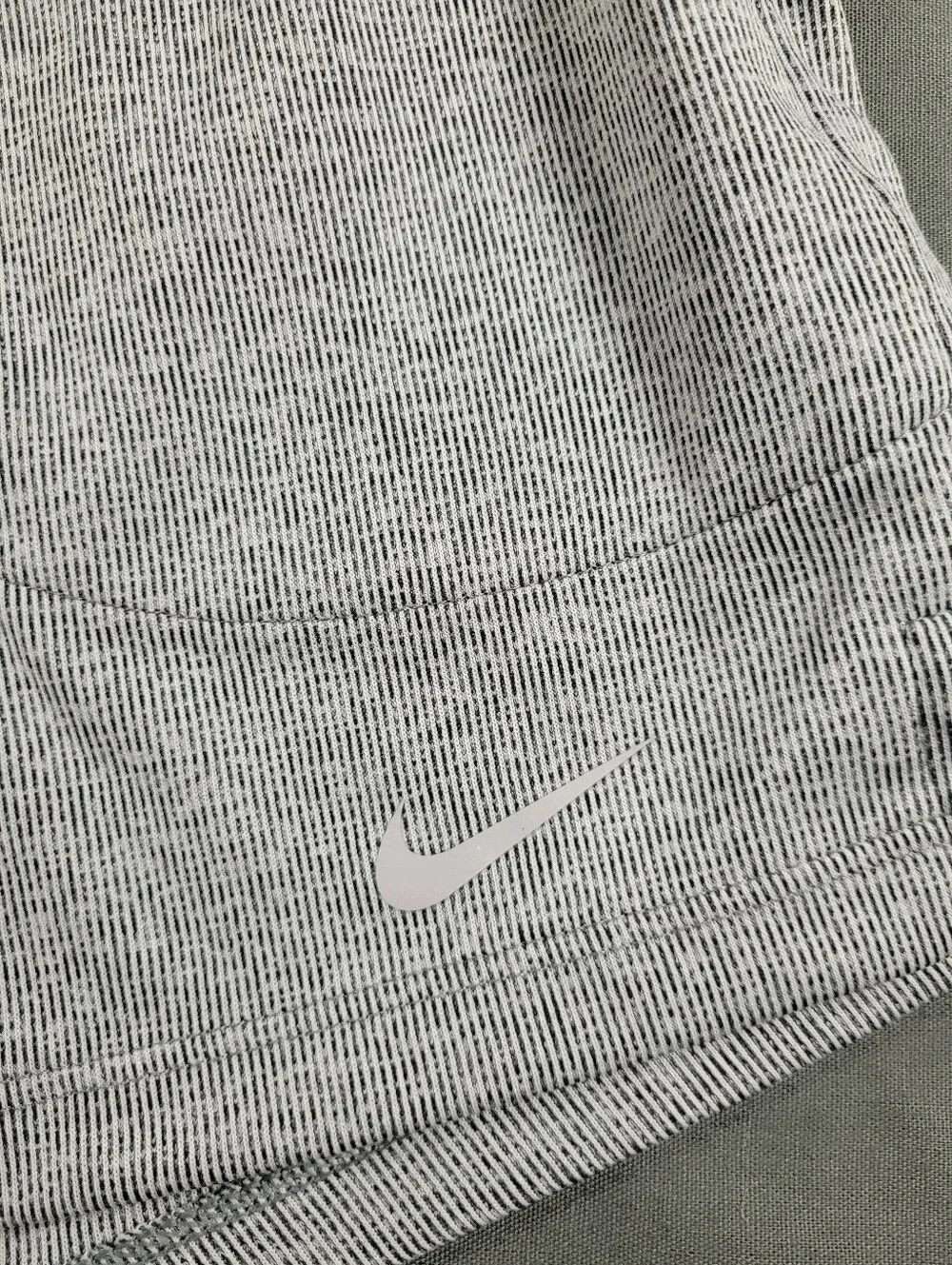 Nike Dri-FIT Gray Athletic Running Training Shorts Women's Small 5